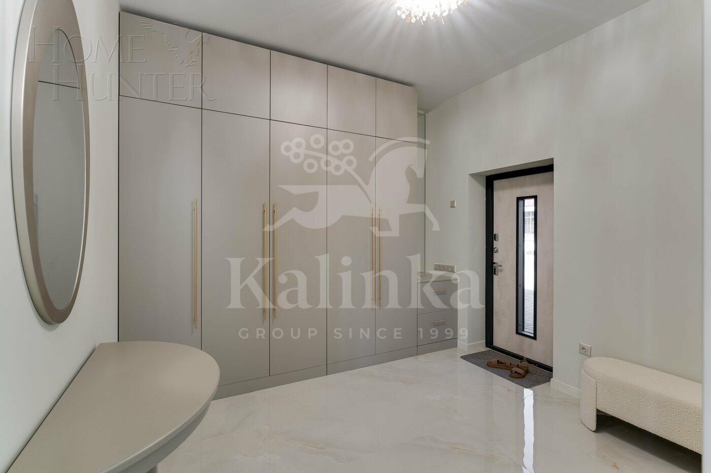 2-этажный коттедж 230 м² с отделкой
