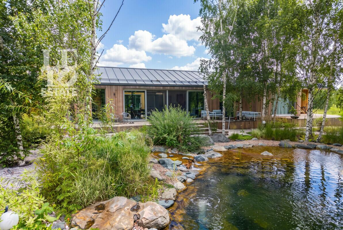 1-этажный коттедж 380 м² с отделкой