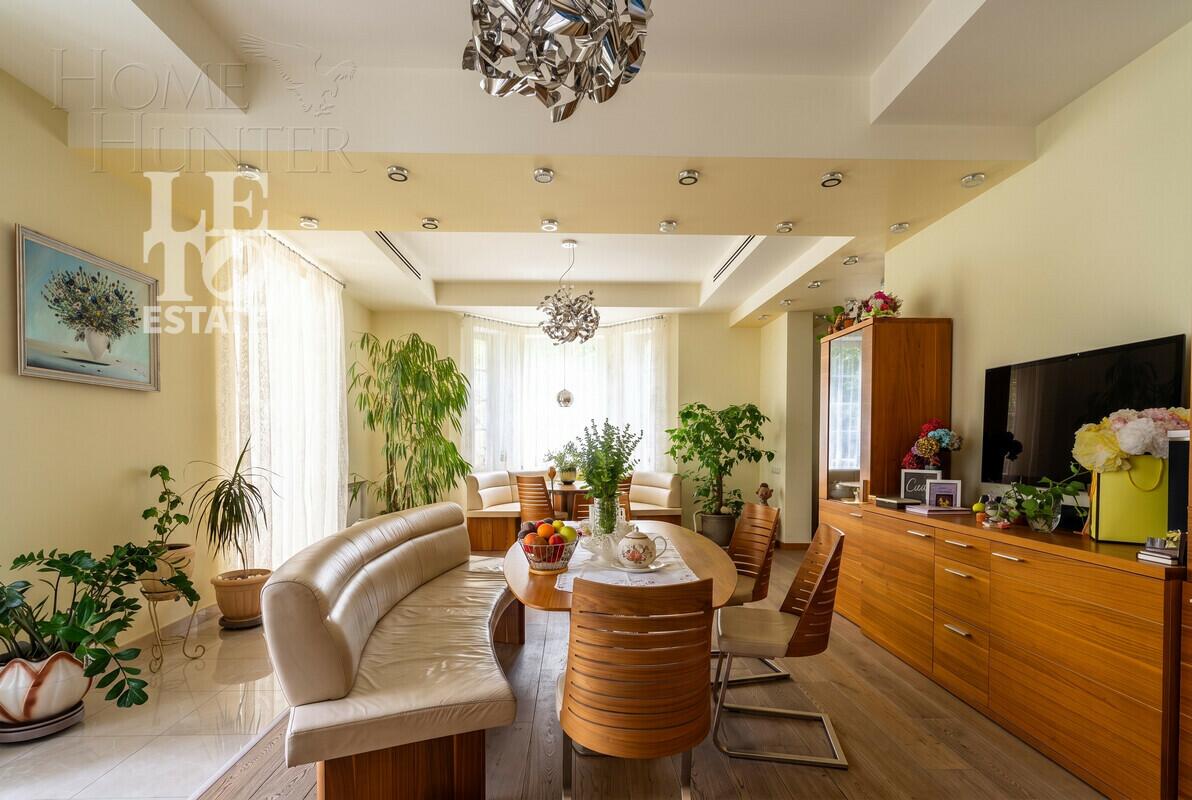 2-этажный коттедж 617.5 м² с отделкой