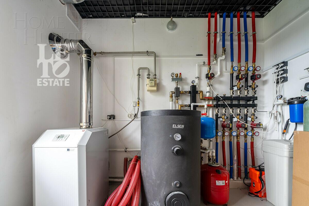 2-этажный коттедж 540.5 м² с отделкой