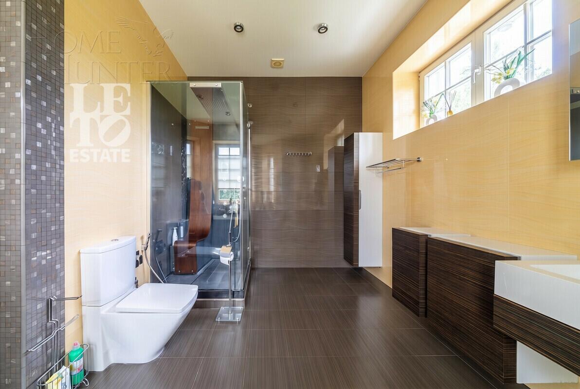 2-этажный коттедж 617.5 м² с отделкой