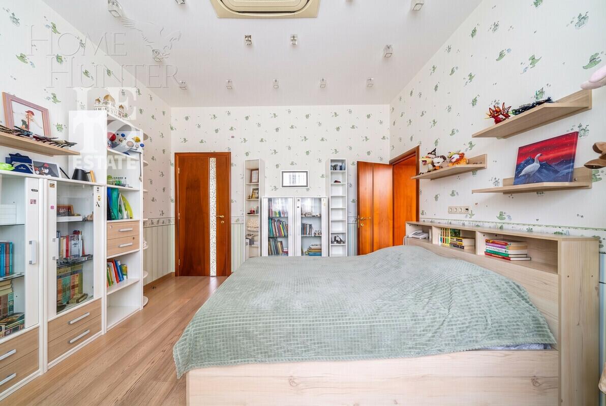 2-этажный коттедж 617.5 м² с отделкой