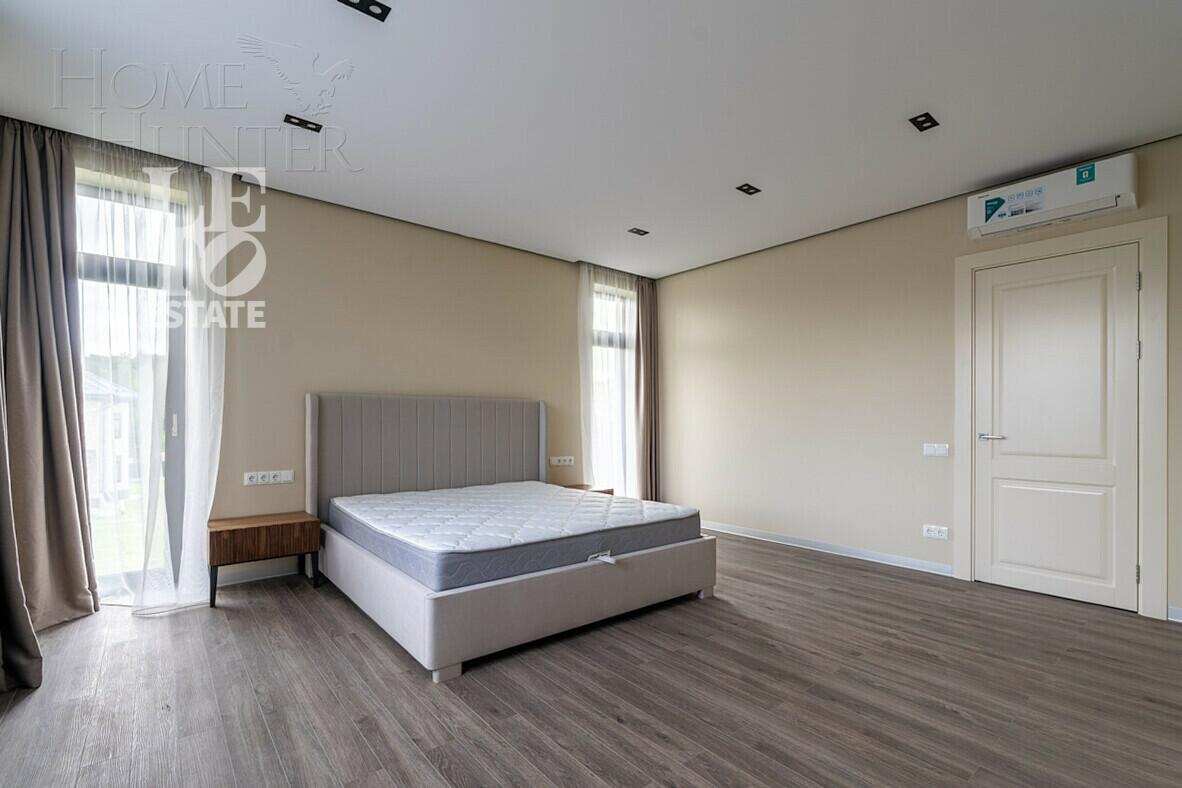 2-этажный коттедж 540.5 м² с отделкой