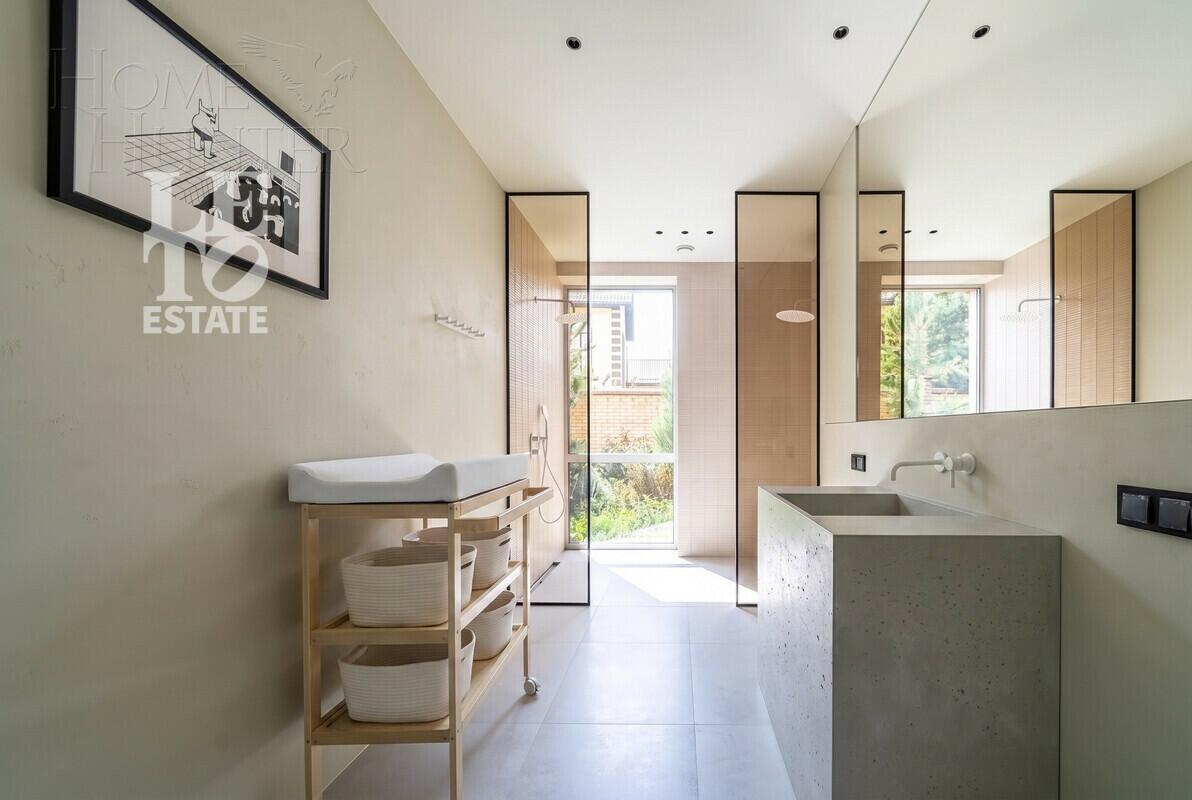 1-этажный коттедж 380 м² с отделкой