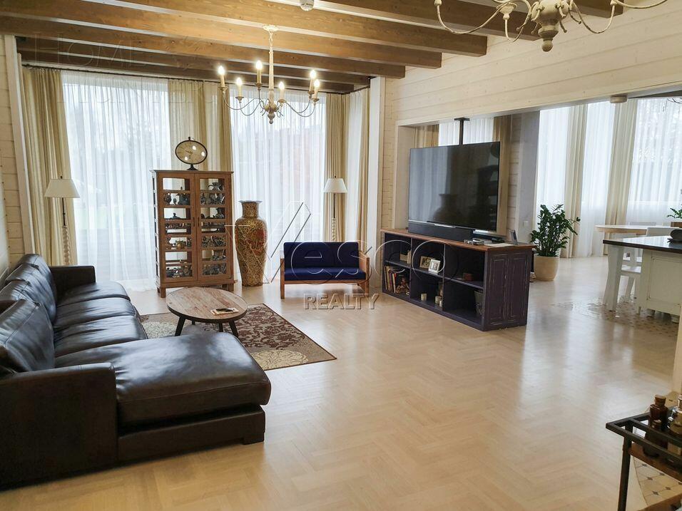 2-этажный коттедж 900 м² с отделкой