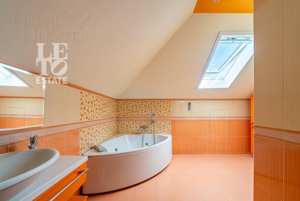 2-этажный коттедж 617.5 м² с отделкой