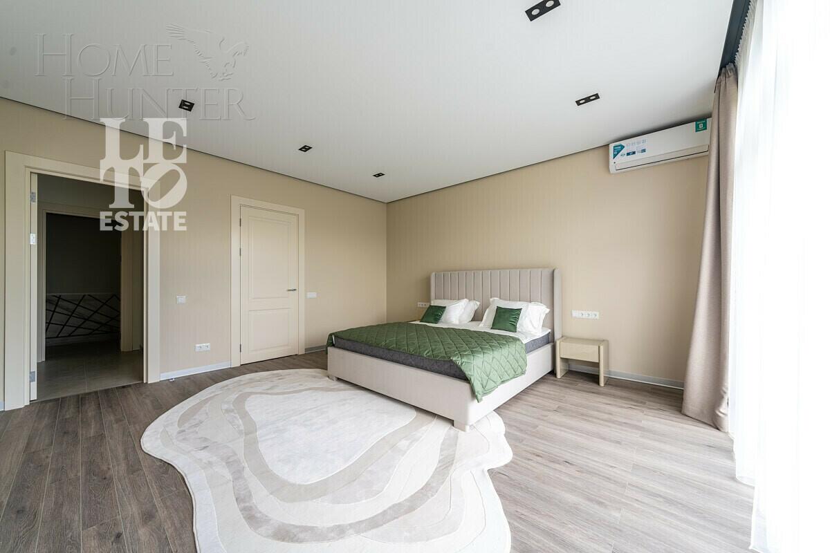 2-этажный коттедж 540.5 м² с отделкой