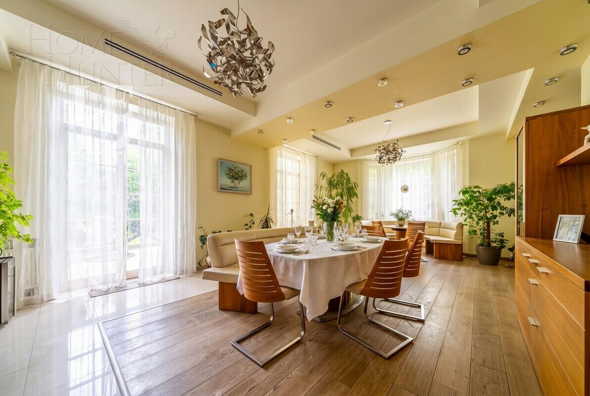 2-этажный коттедж 617.5 м² с отделкой
