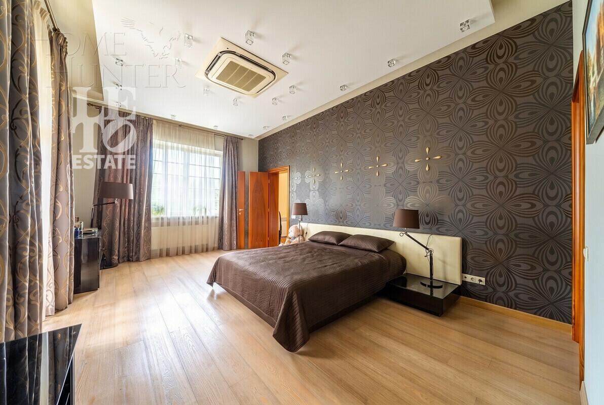 2-этажный коттедж 617.5 м² с отделкой