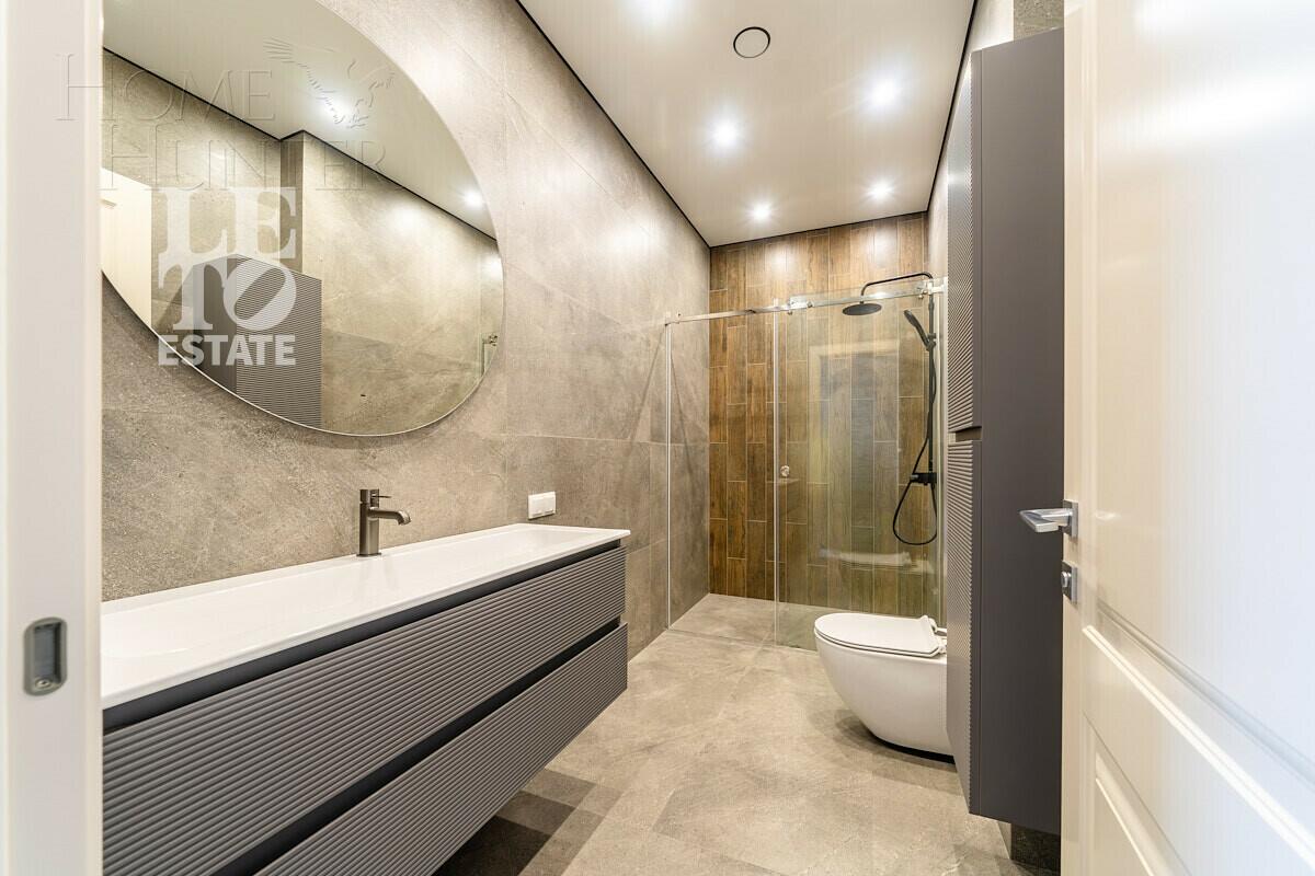 2-этажный коттедж 540.5 м² с отделкой