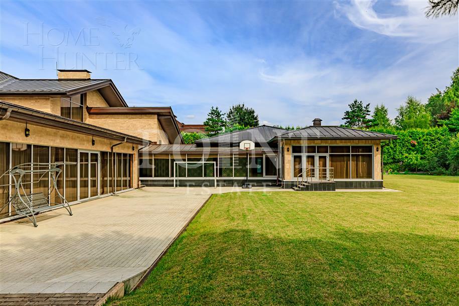 2-этажный коттедж 1 550 м² с отделкой