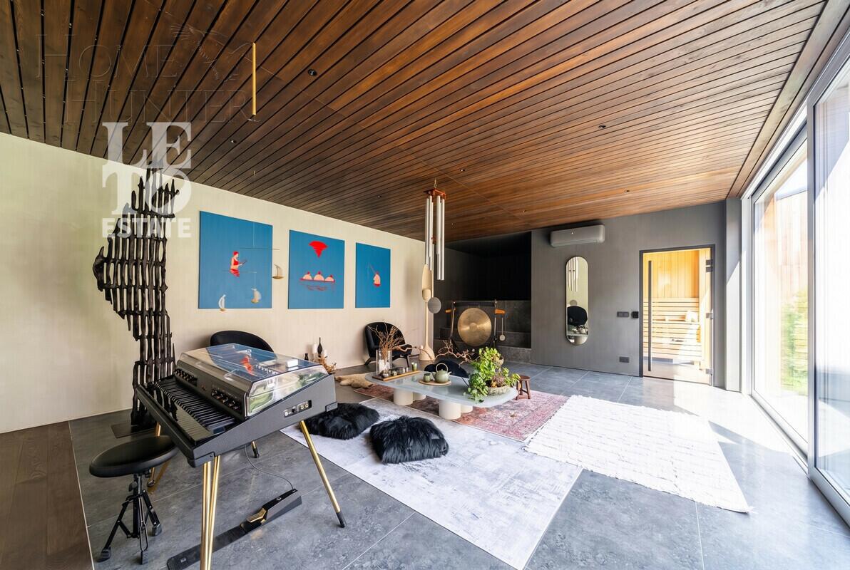 1-этажный коттедж 380 м² с отделкой