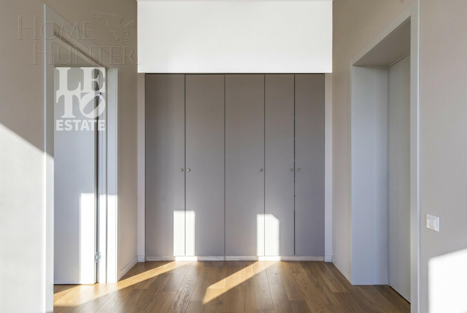 2-этажный коттедж 350 м² с отделкой