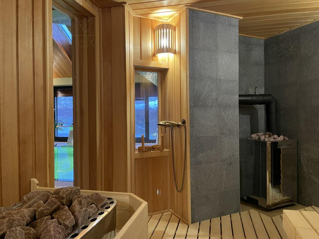 2-этажный коттедж 1 300 м² с отделкой
