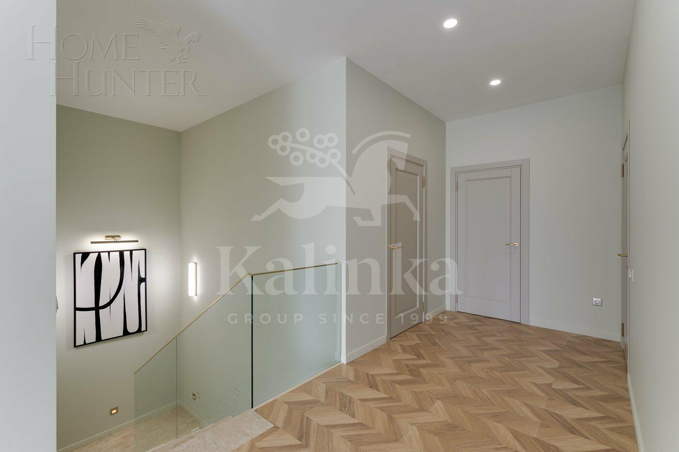 2-этажный коттедж 230 м² с отделкой