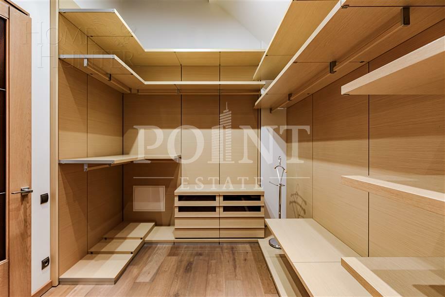 2-этажный коттедж 1 550 м² с отделкой