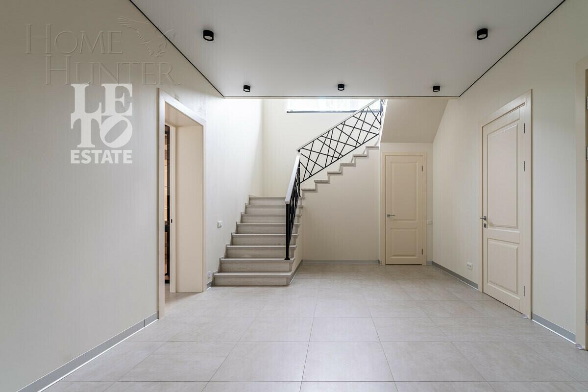 2-этажный коттедж 481.1 м² с отделкой
