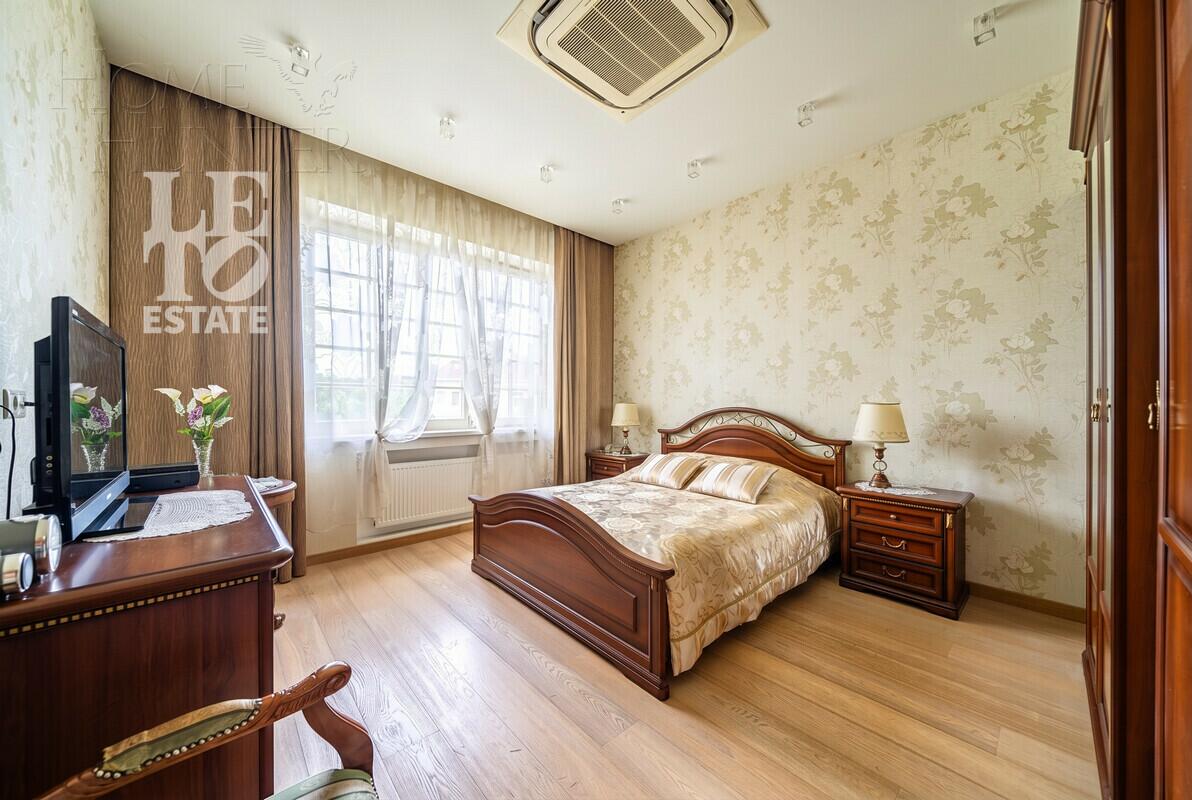 2-этажный коттедж 617.5 м² с отделкой