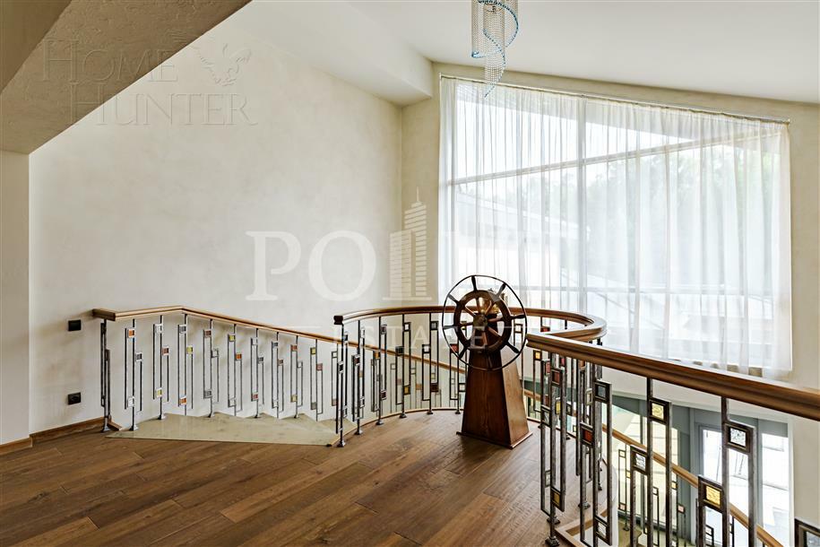 2-этажный коттедж 1 550 м² с отделкой