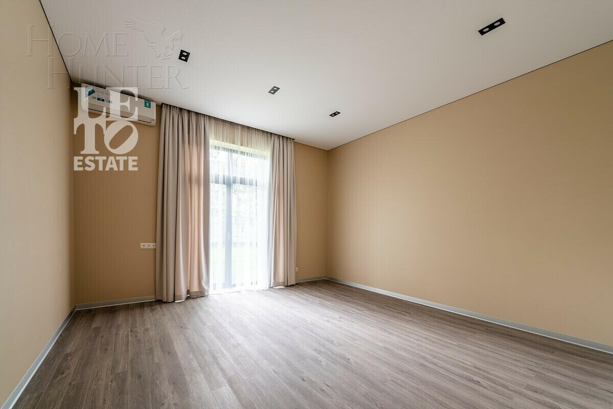 2-этажный коттедж 540.5 м² с отделкой