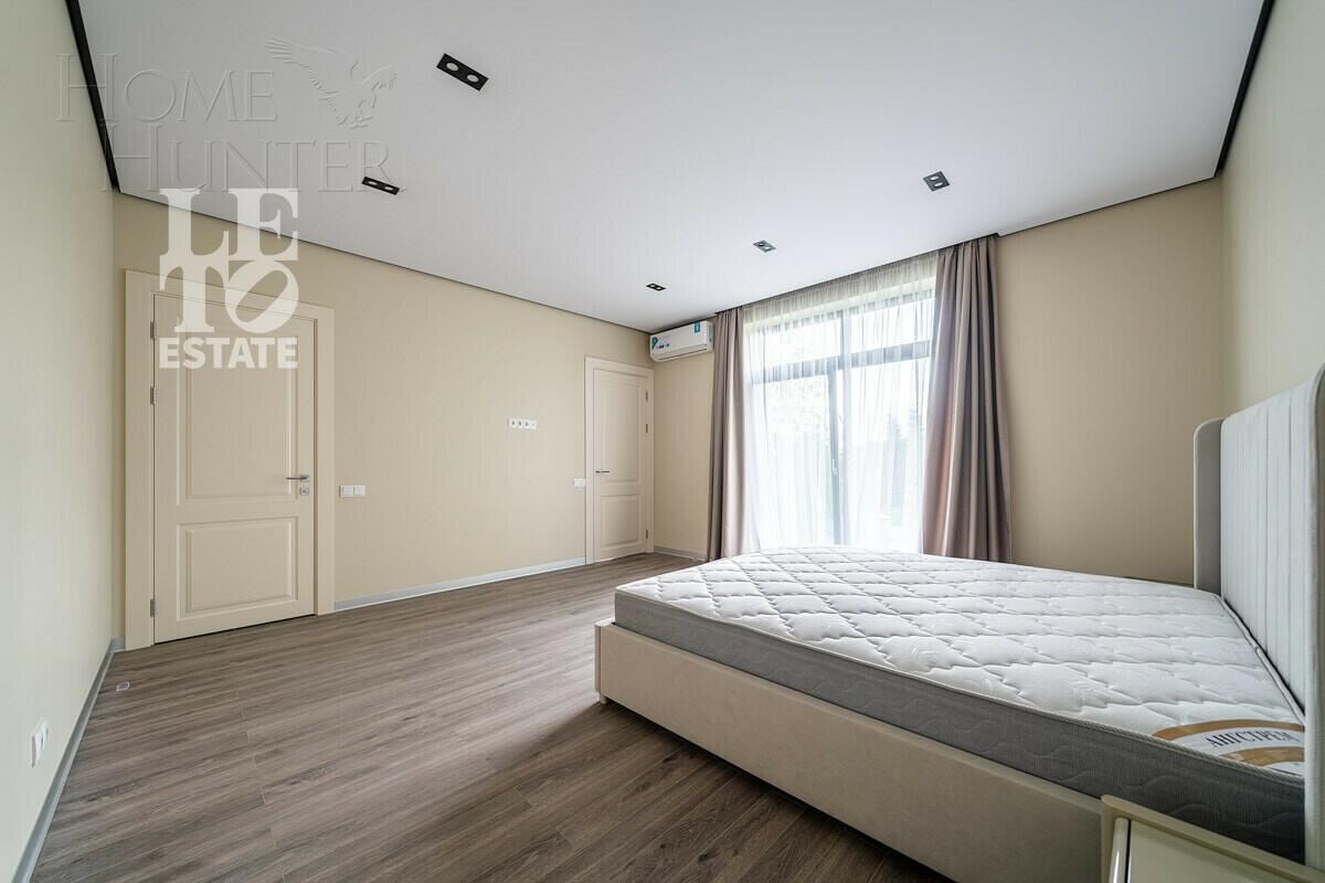 2-этажный коттедж 540.5 м² с отделкой