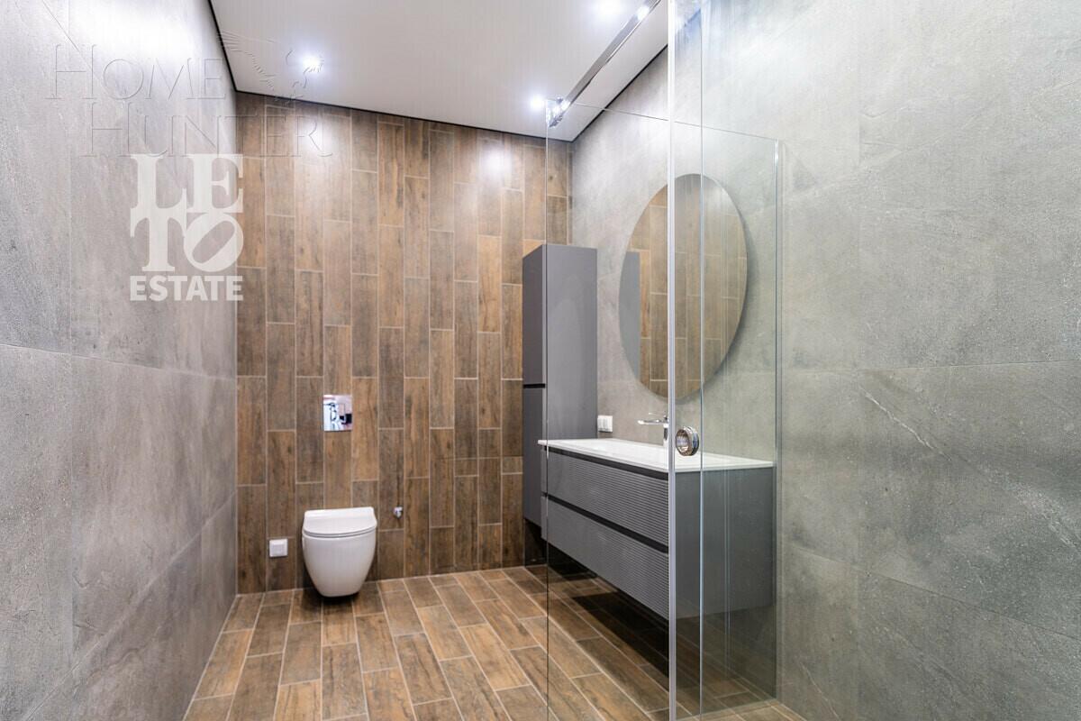 2-этажный коттедж 540.5 м² с отделкой