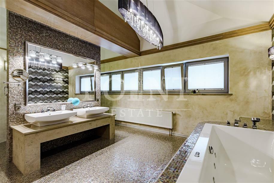 2-этажный коттедж 1 550 м² с отделкой