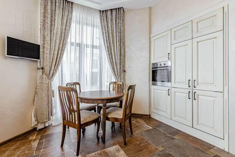 2-этажный таунхаус 260 м² с отделкой