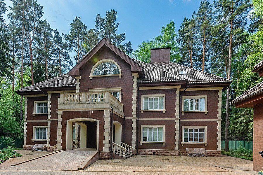 2-этажный коттедж 850 м² с отделкой