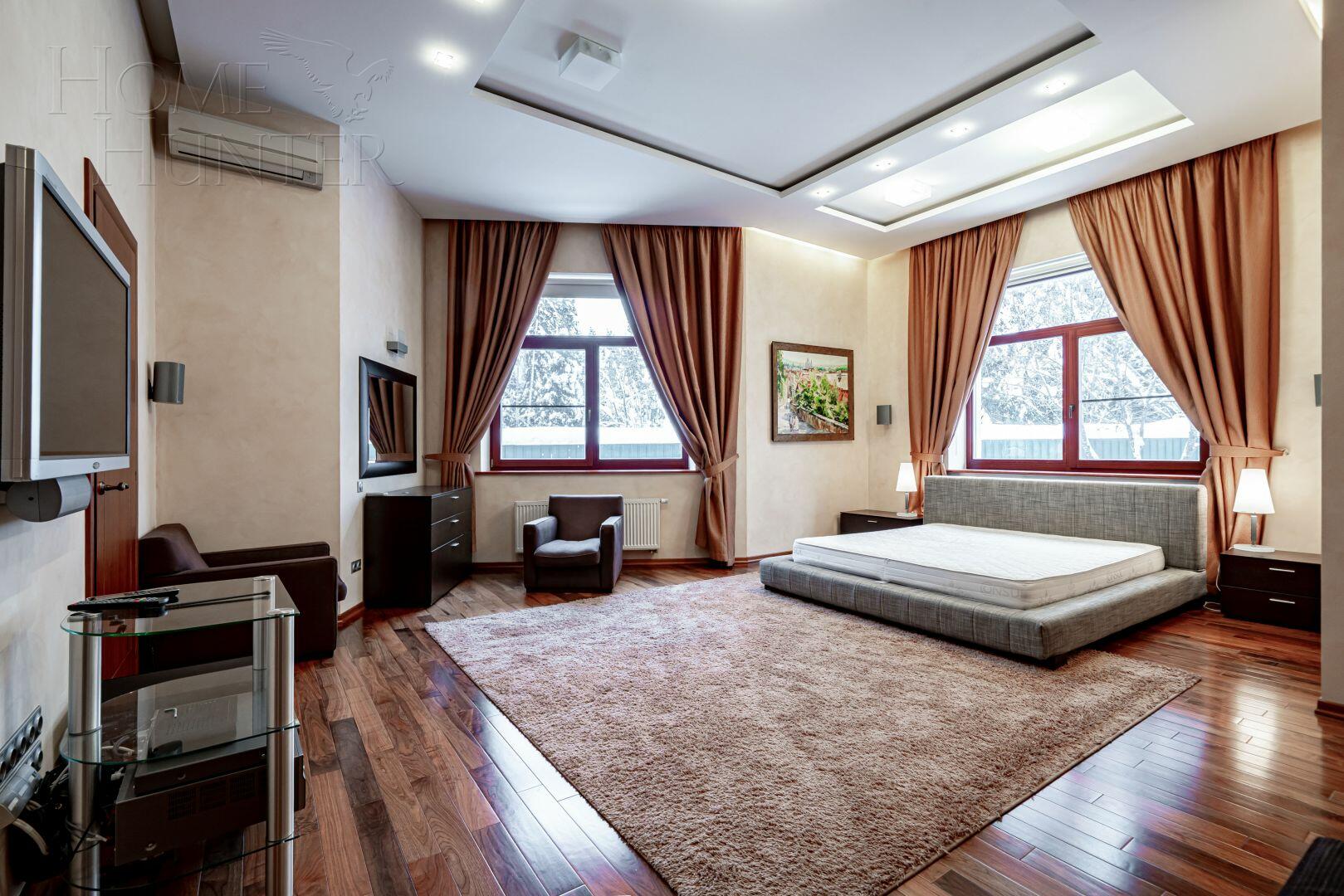 1-этажный коттедж 450 м² с отделкой