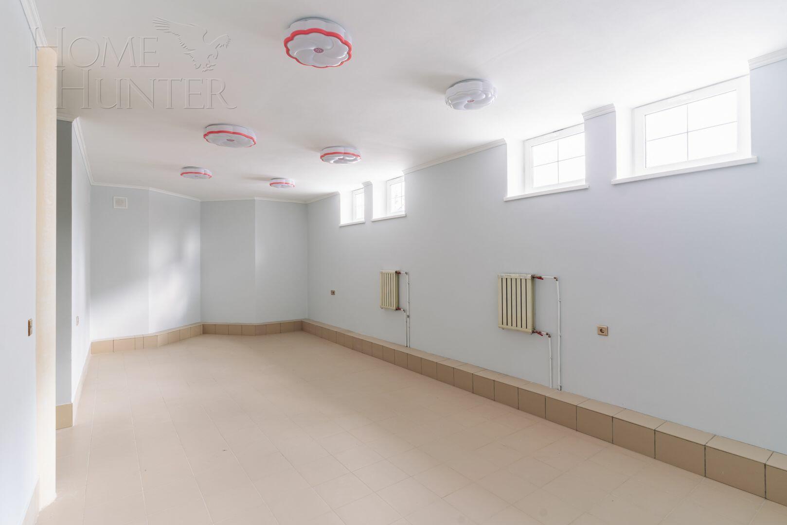 2-этажный коттедж 372 м² с отделкой