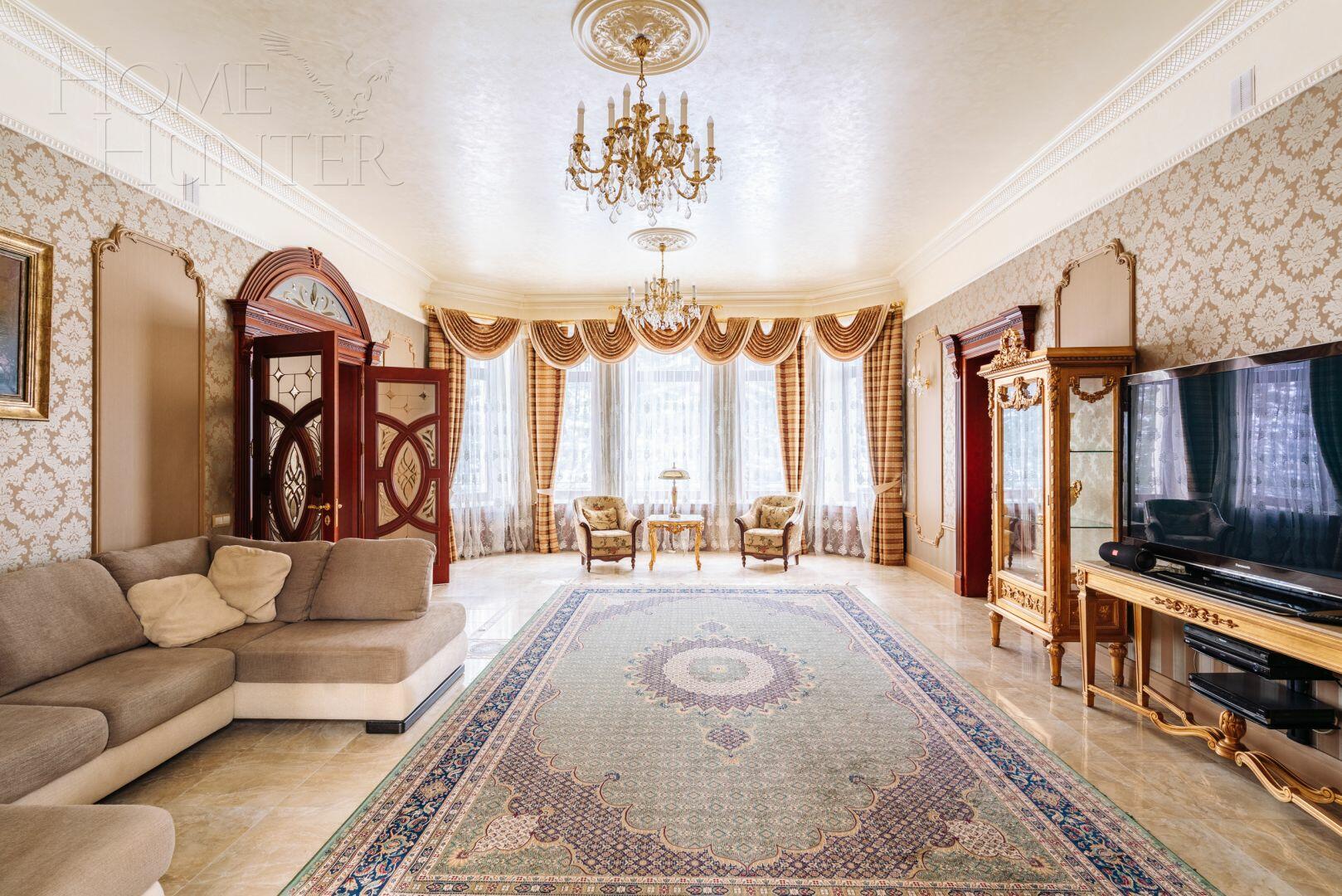 3-этажный коттедж 2 235 м² с отделкой