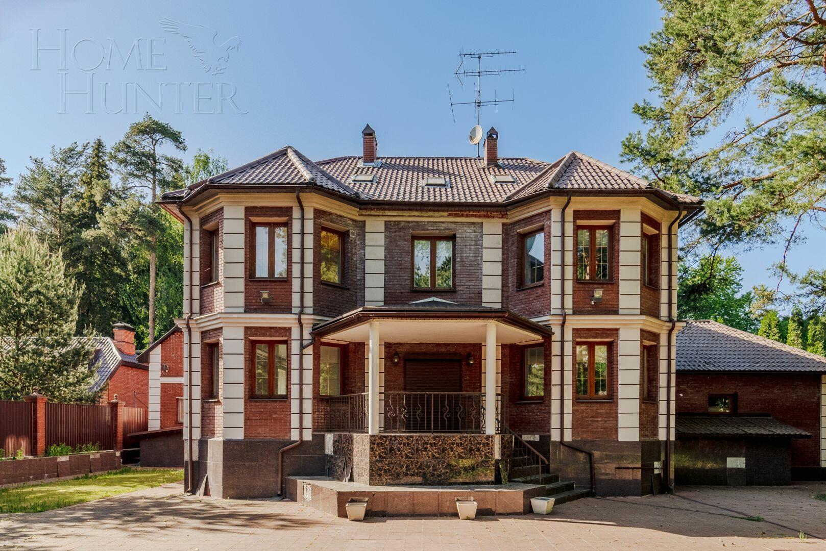 2-этажный коттедж 600 м² с отделкой