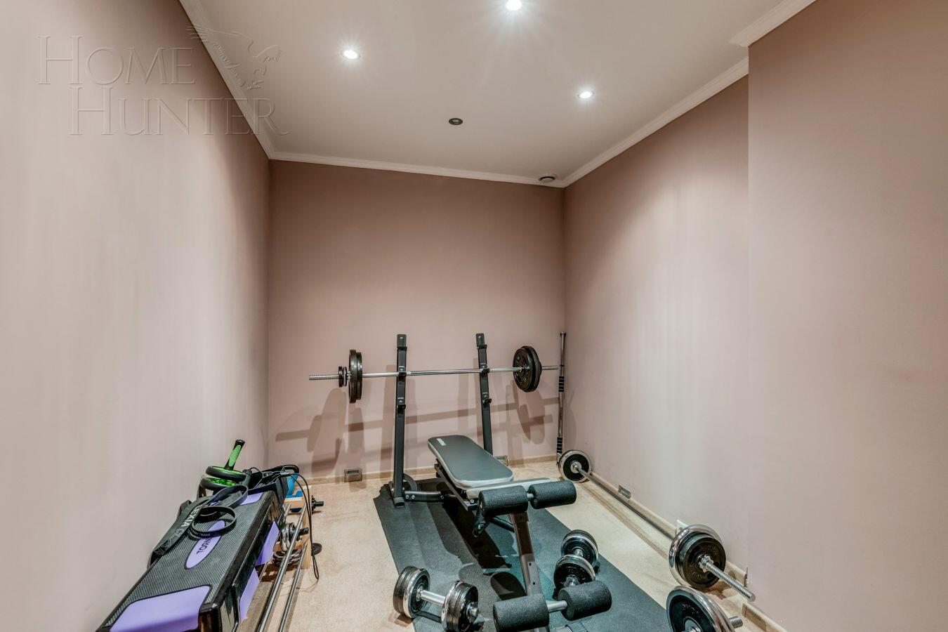 2-этажный коттедж 600 м² с отделкой