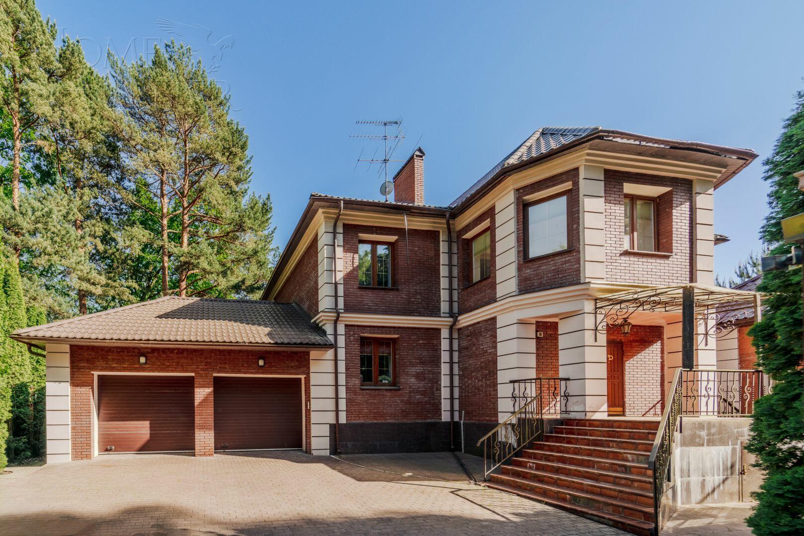 2-этажный коттедж 600 м² с отделкой