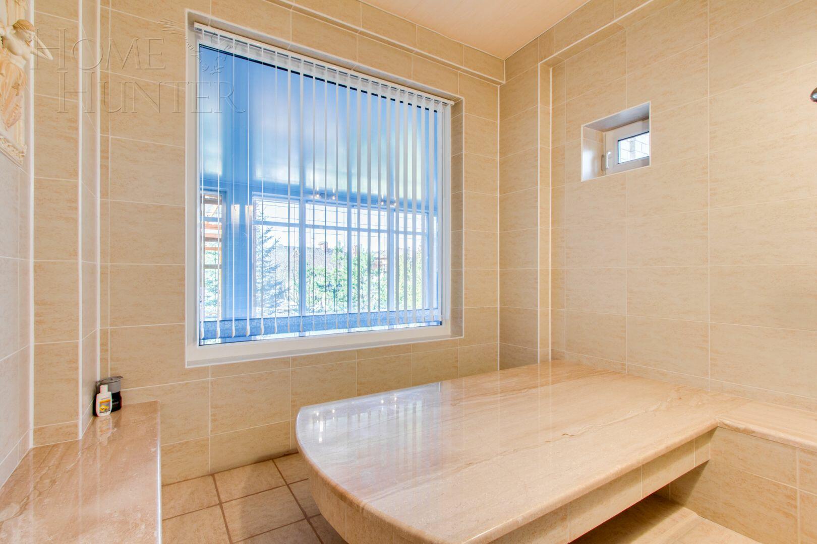 2-этажный коттедж 1 350 м² с отделкой
