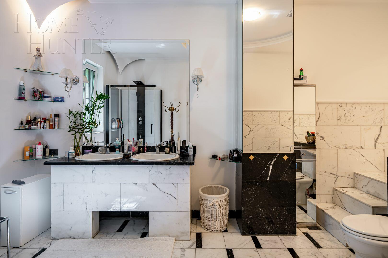 2-этажный коттедж 850 м² с отделкой
