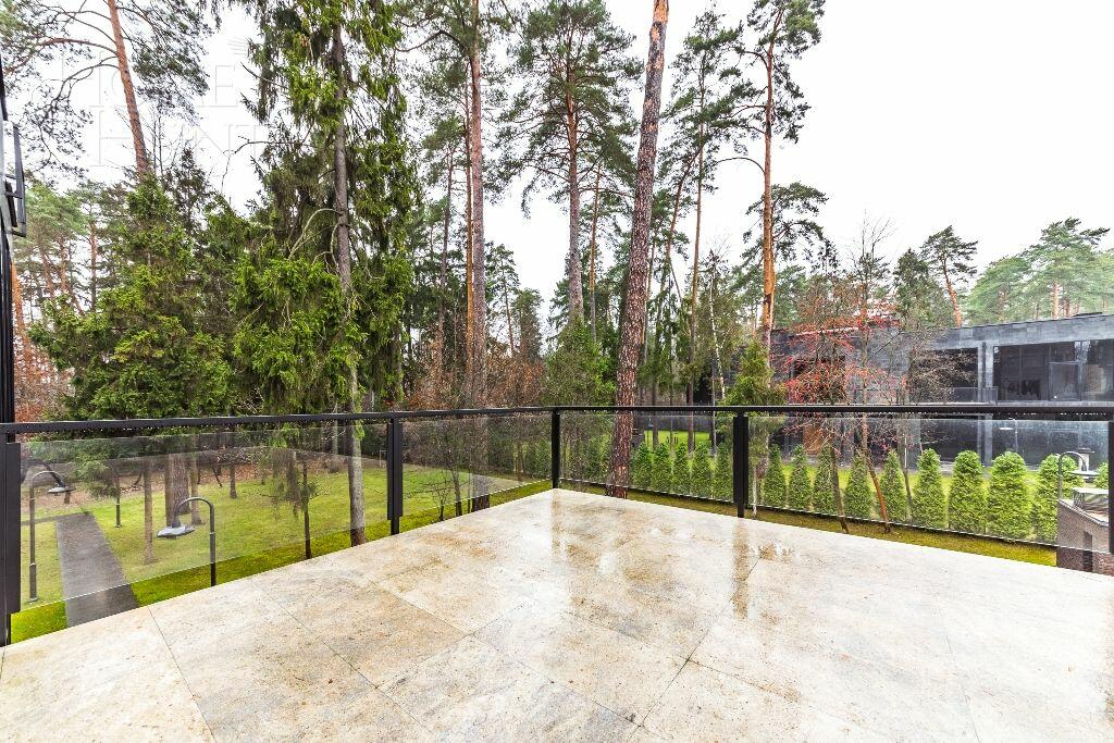 2-этажный коттедж 680 м² с отделкой