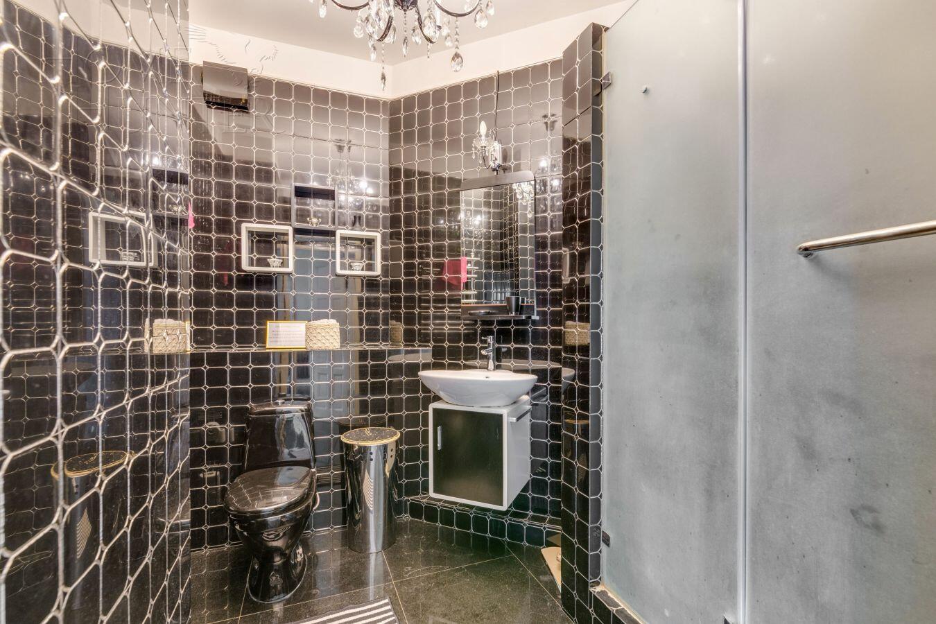 3-этажный коттедж 480 м² с отделкой