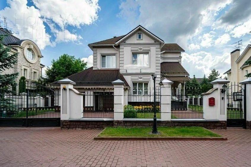 2-этажный коттедж 500 м² с отделкой