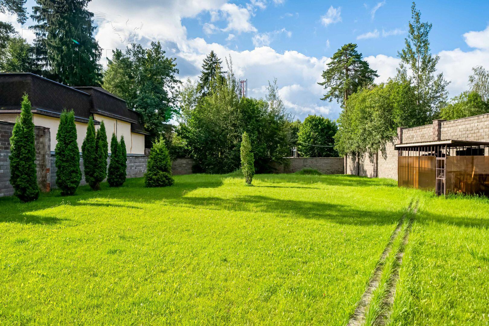 2-этажный коттедж 1 150 м² с отделкой