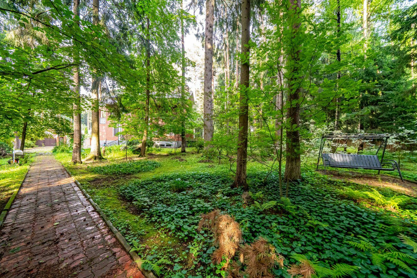 2-этажный коттедж 700 м² с отделкой