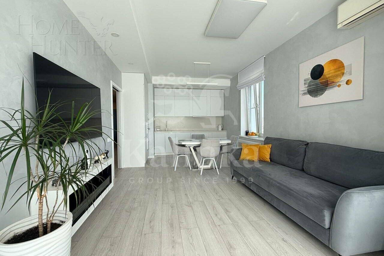 4-КОМН. КВАРТИРА С ОТДЕЛКОЙ 105 М² НА 17 ЭТАЖЕ