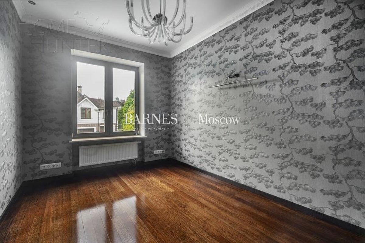 2-этажный коттедж 500 м² с отделкой