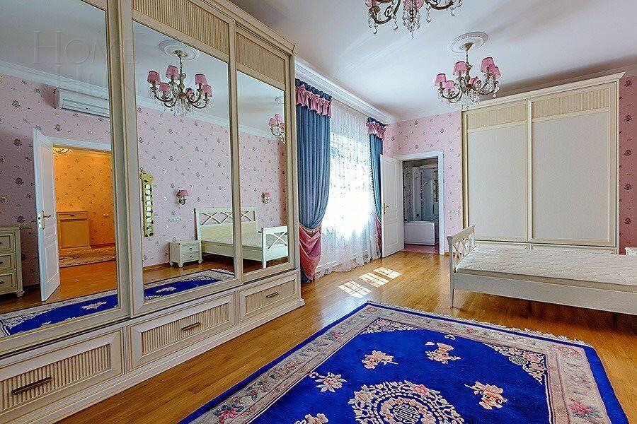 2-этажный коттедж 850 м² с отделкой