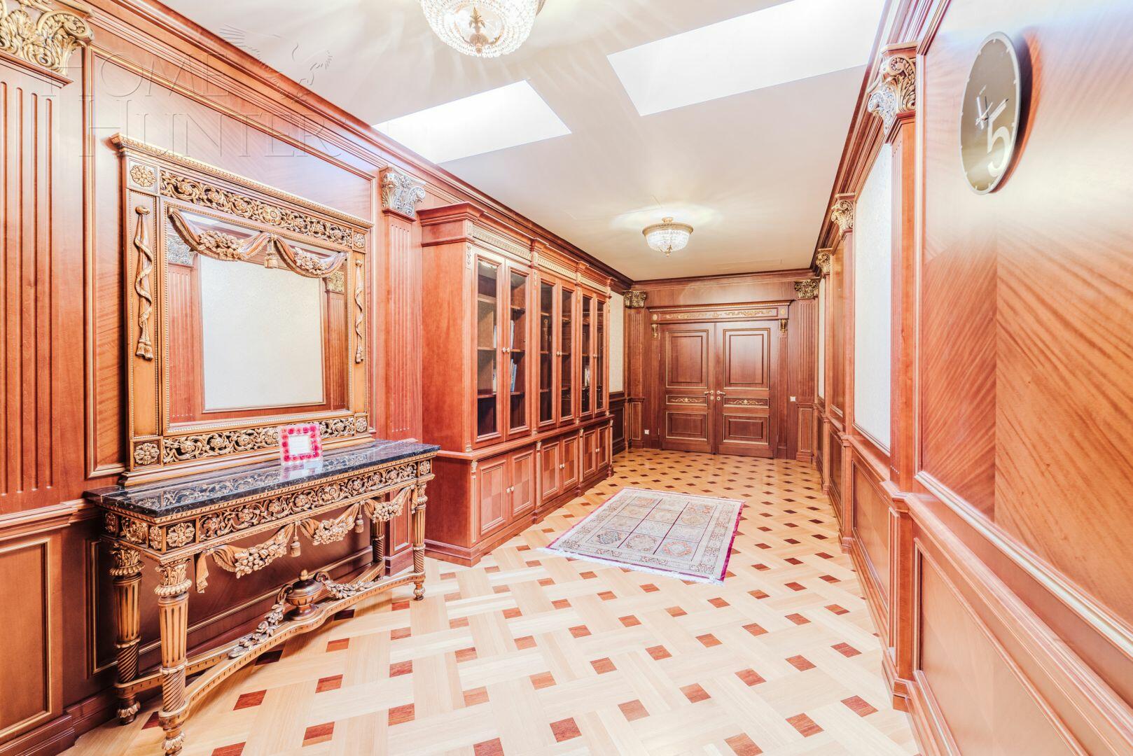2-этажный коттедж 1 200 м² с отделкой