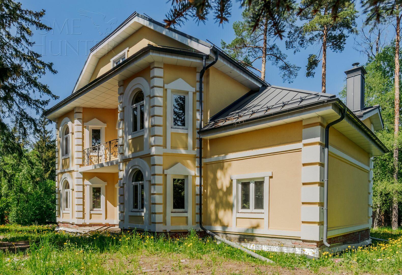 2-этажный коттедж 560 м² без отделки