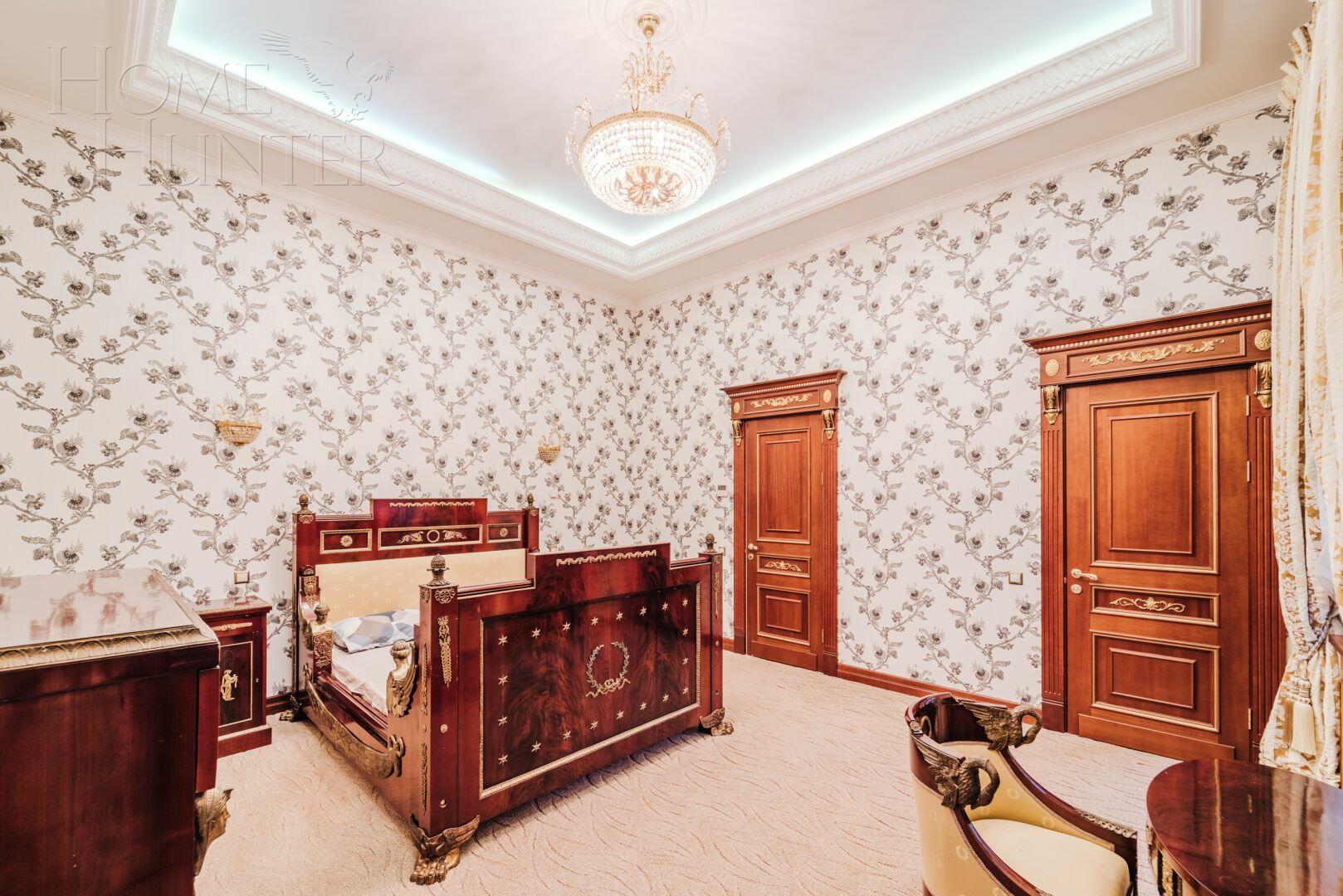 2-этажный коттедж 1 200 м² с отделкой