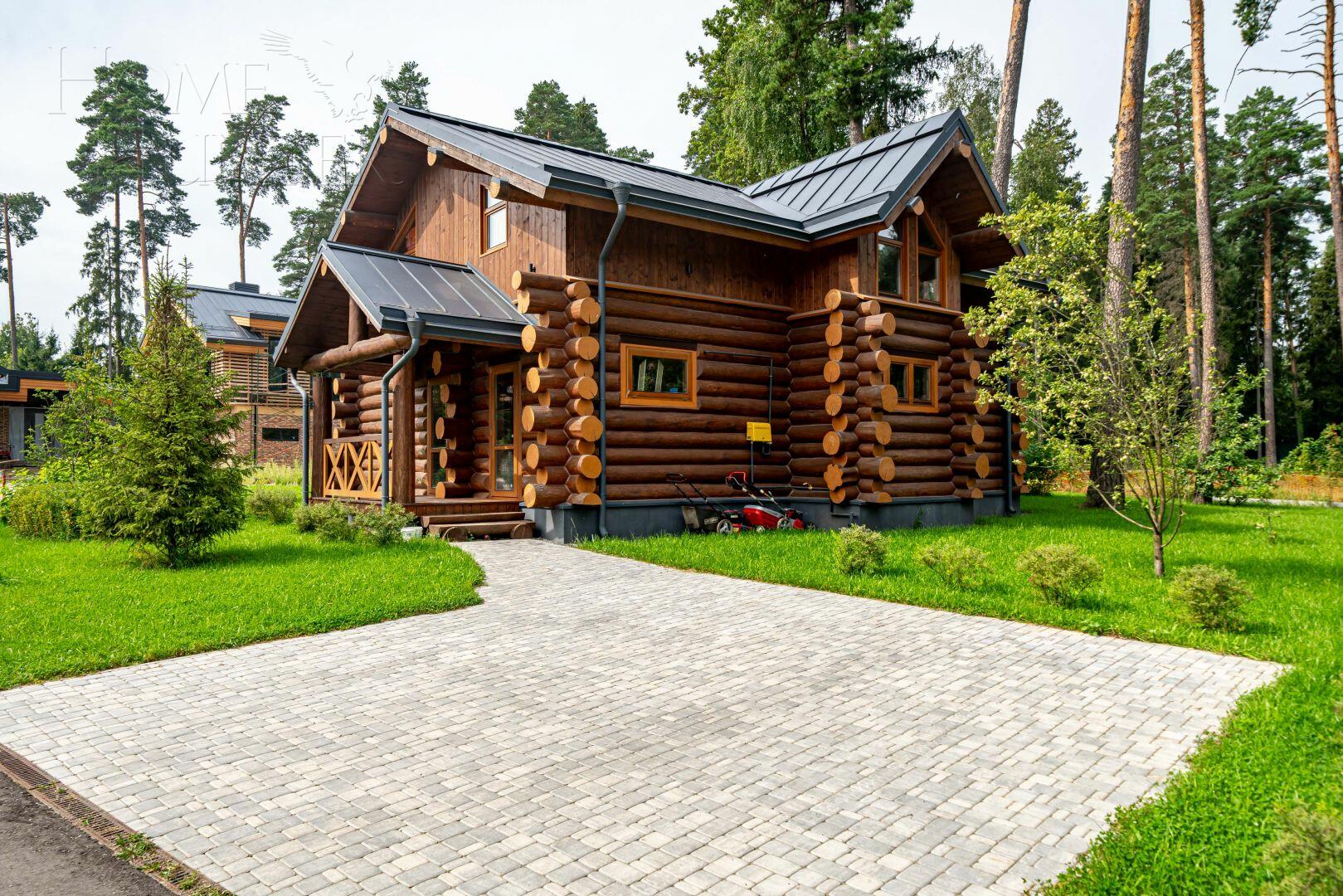 2-этажный коттедж 270 м² с отделкой