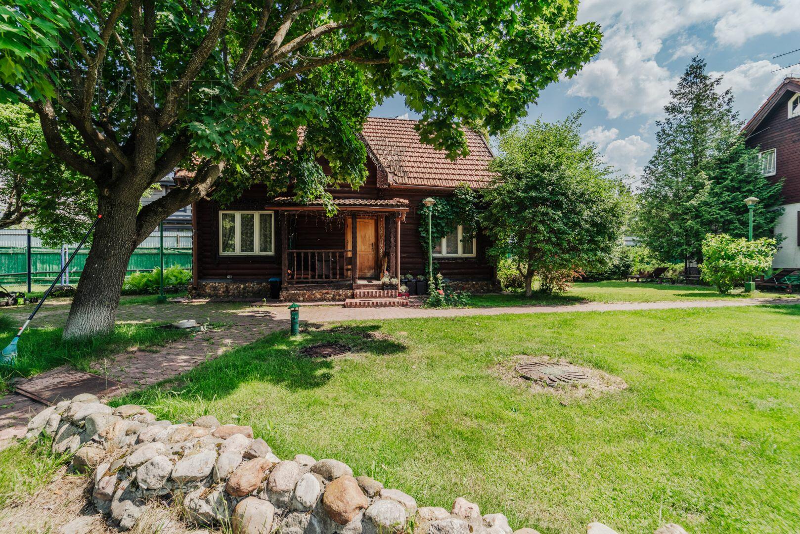 2-этажный коттедж 300 м² с отделкой